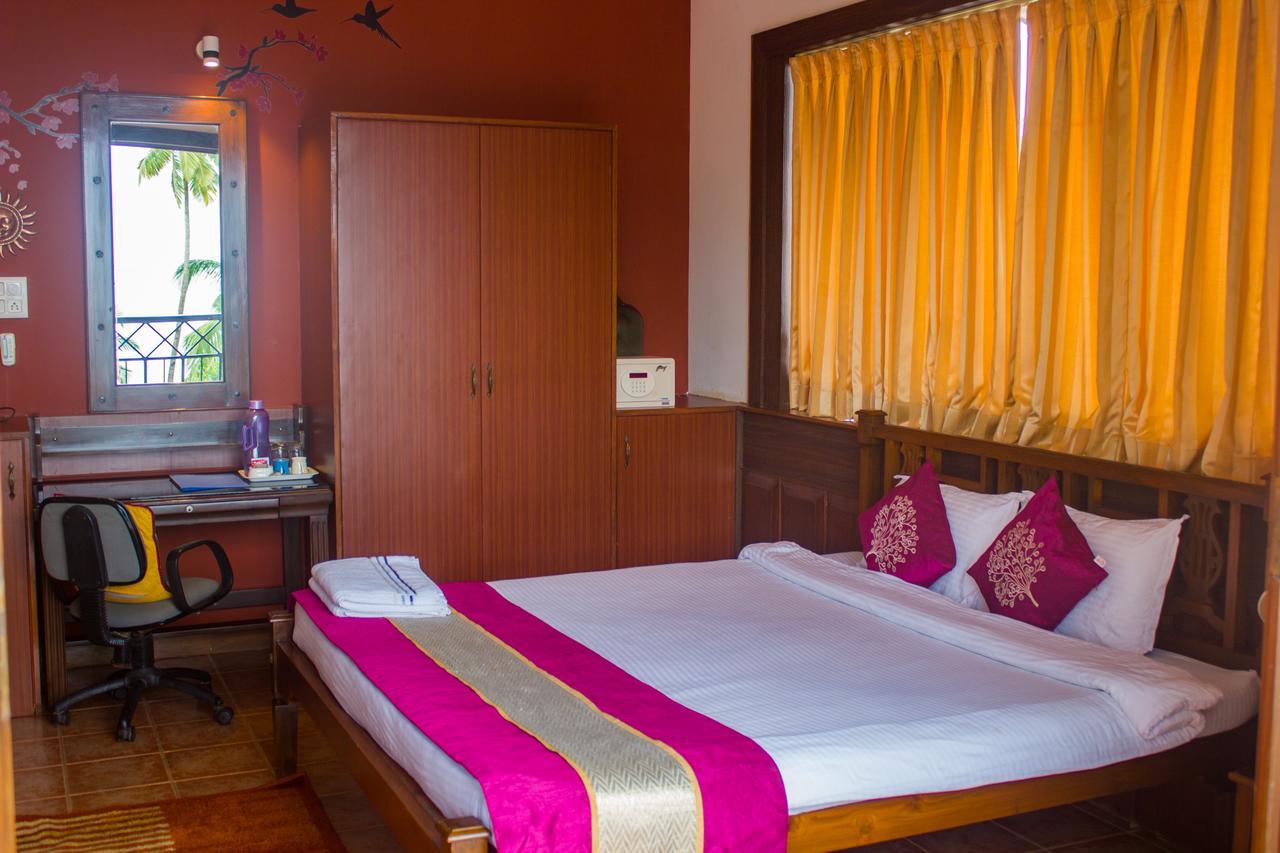 Casa Tropicana - Hotel & Homestays Panaji Exteriör bild